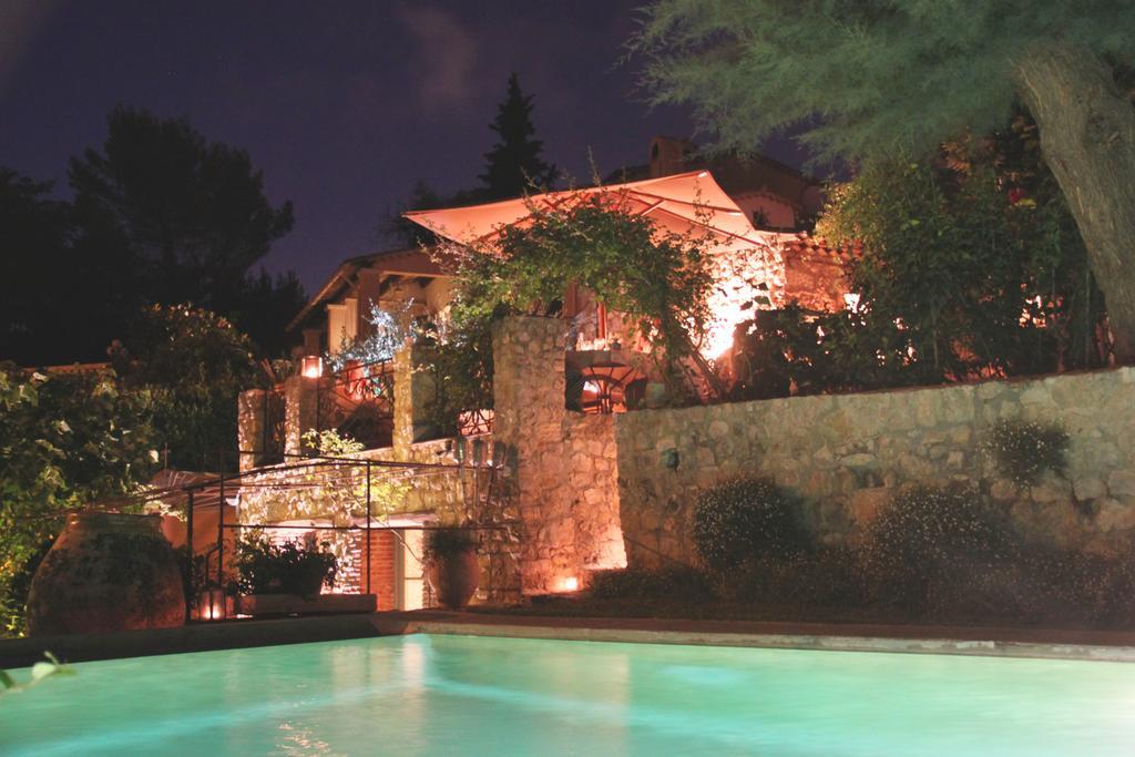 Les Rosées Mougins Esterno foto